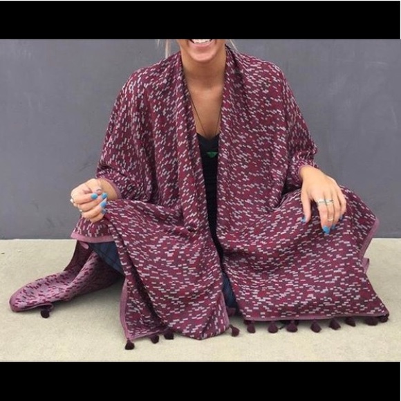 lululemon athletica Accessories - LuluLemon Sun to Moon Scarf - Cranberry